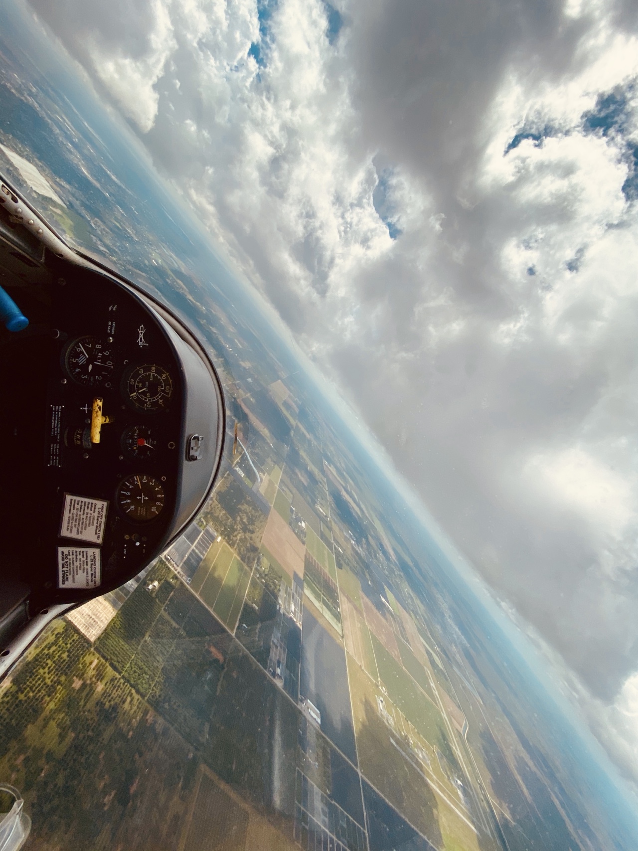 Blanik L-23 sailplane banking in flight