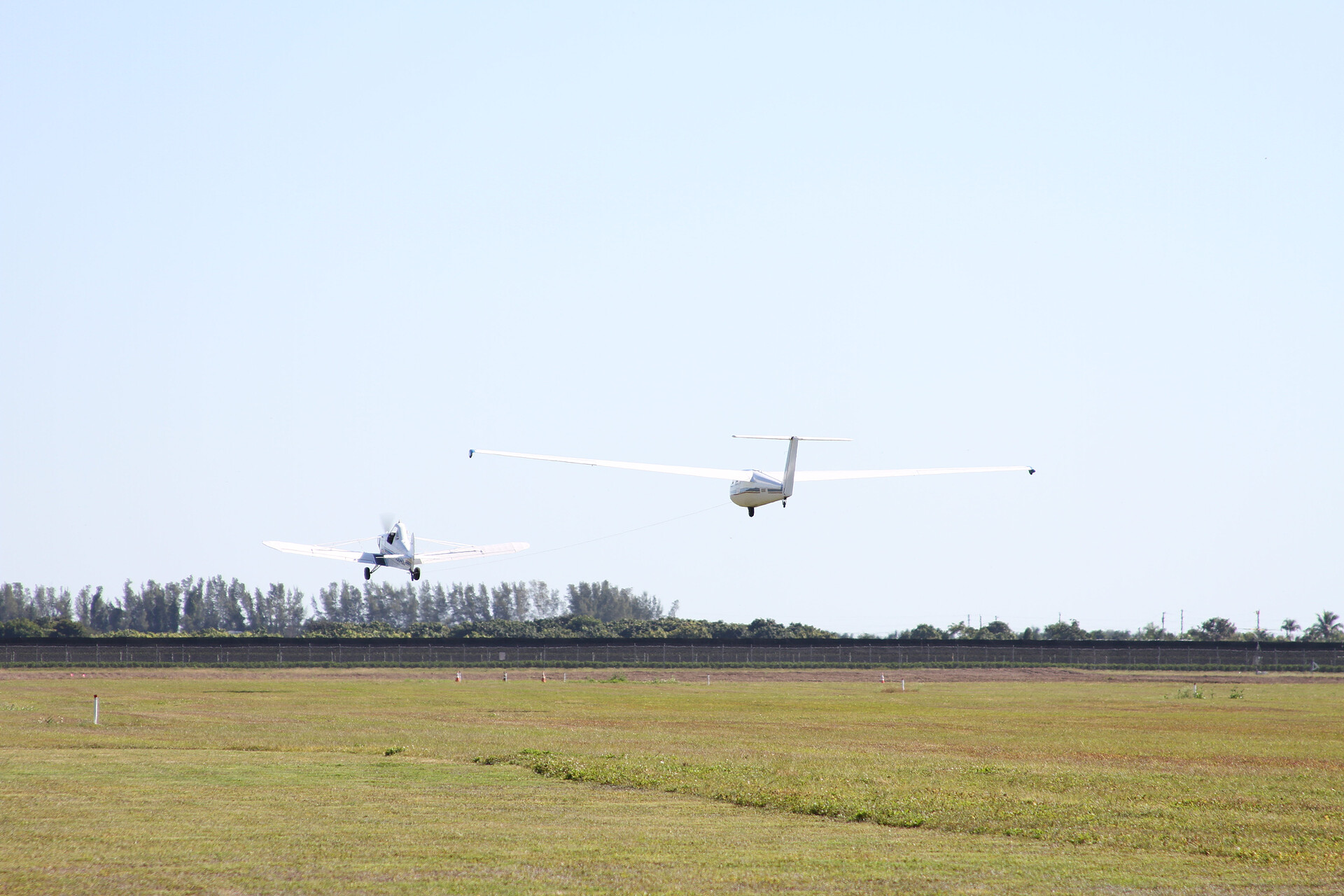 Glider in flight — give the gift of flight